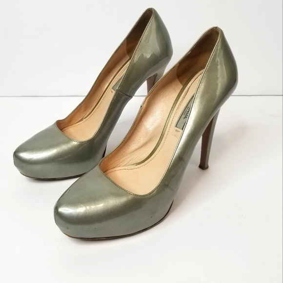 Prada Patent Leather heels - Picture 8 of 13